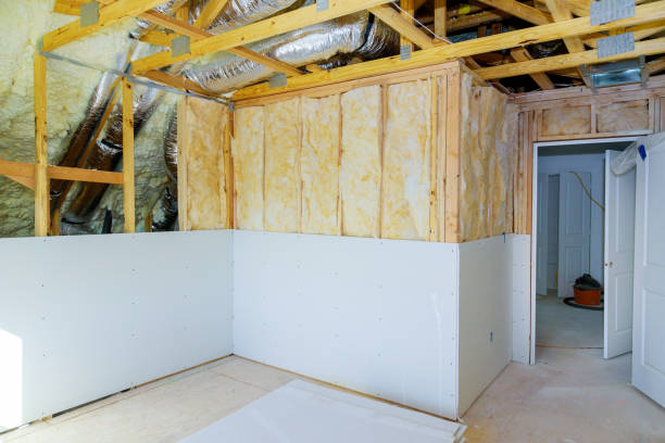 Best Fiberglass Insulation  in Langhorne Manor, PA